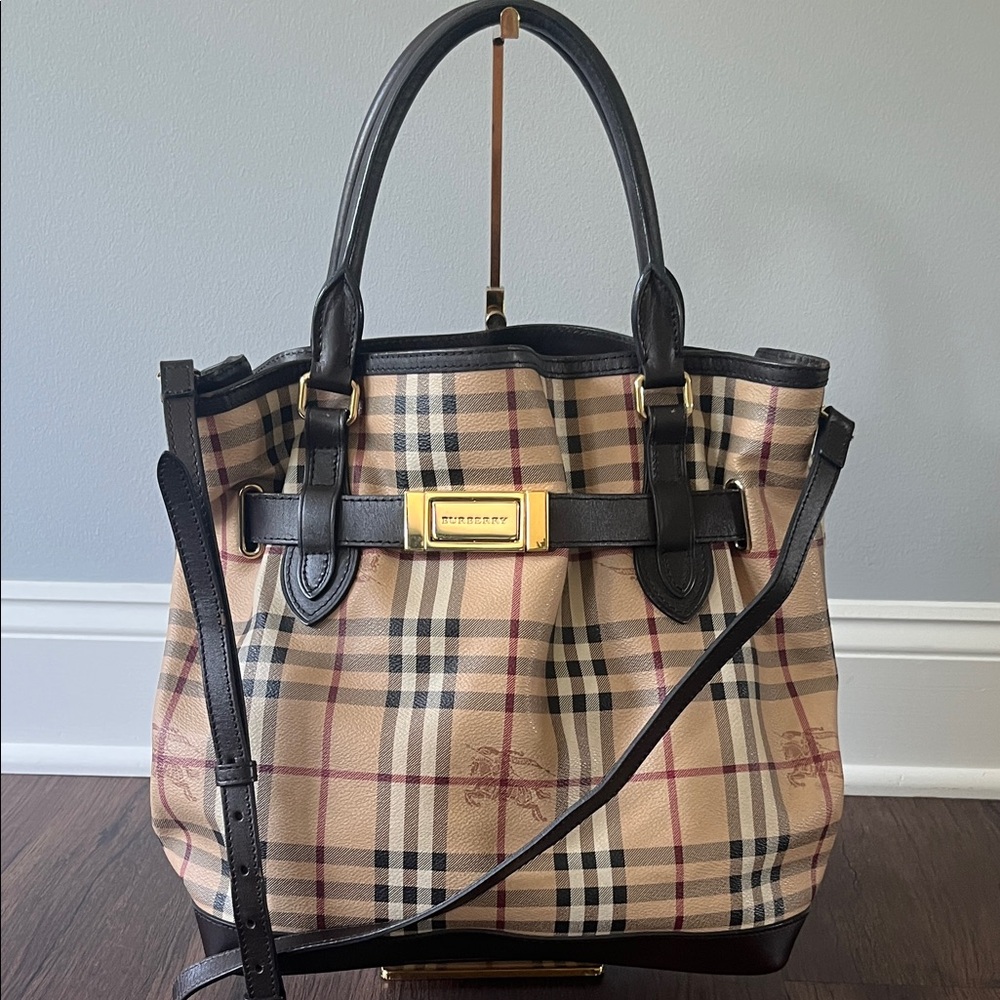 Burberry Shoulder and Crossbody Hobo Bag